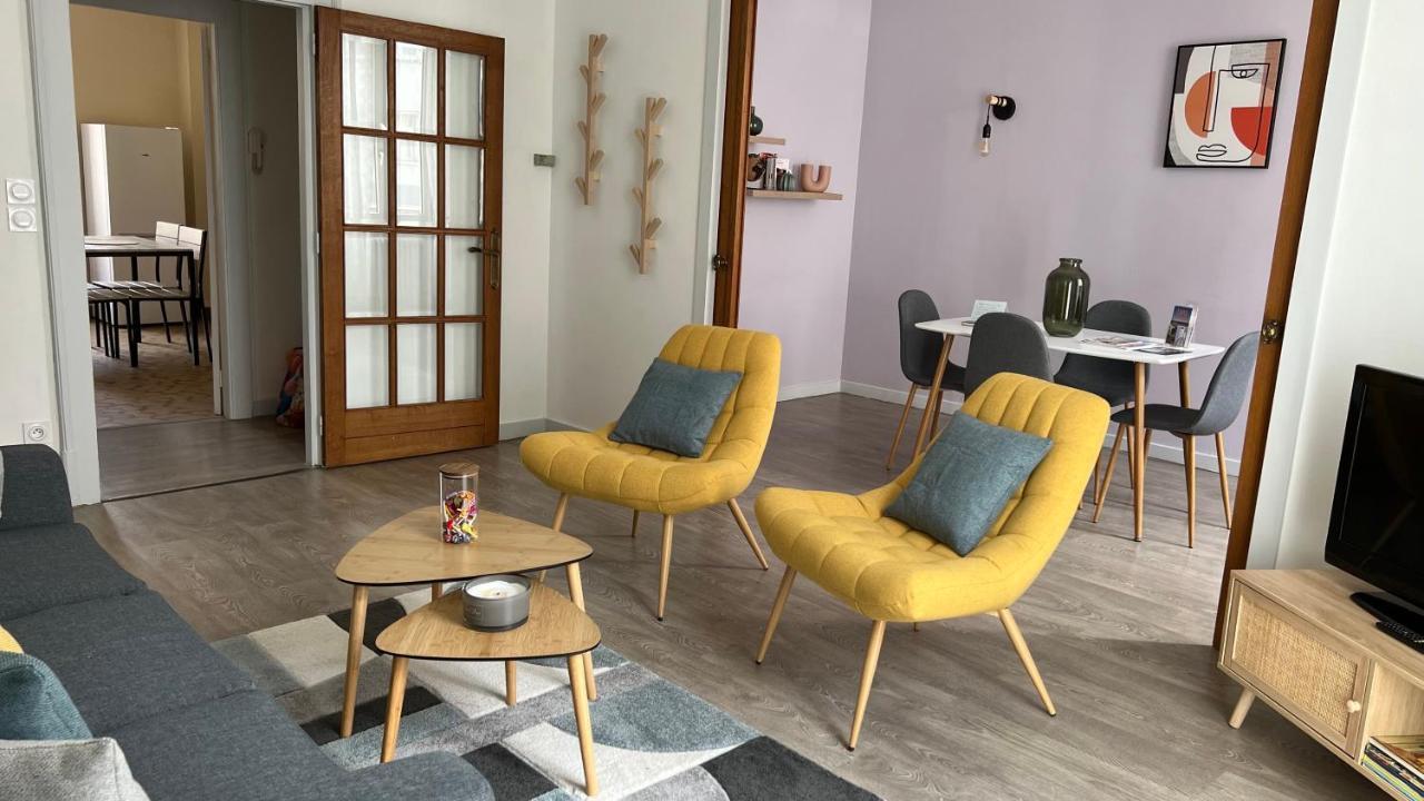 Appartement T4 70M2 - Meuble - Centre Ville - Proche Thermes Lons-le-Saunier Luaran gambar